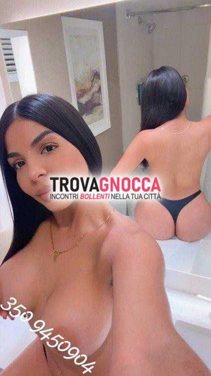 🍀🍀 incantevole ragazza mora seducente avvincente e pasionale pronta essere baciata 👅🔥 ⛔