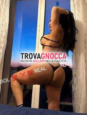 🐷 appena arrivata questa prima volta ti aspetto nella zona centro - piazza 4 novembre 🇨🇴 novita' citta 🇨🇴 sono sharol colombiana veramente unica e bella transex ti aspetto 🐷