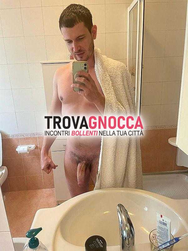 attivo 20 cm ti aspetto incontro speciale offro ospitalità e chiedo piccolo contributo.
