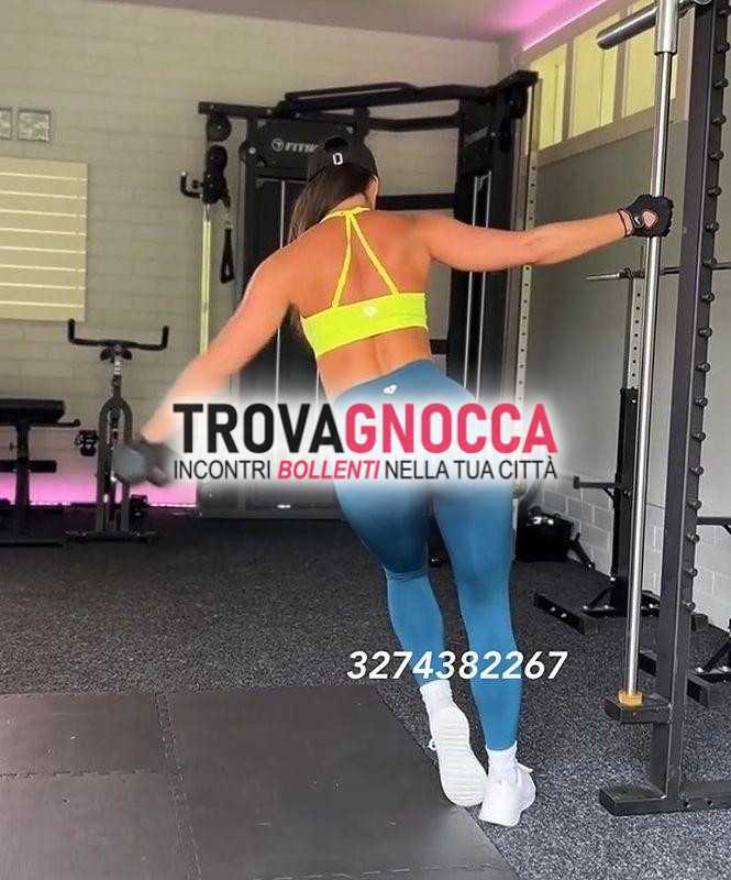 incantevole ambiente riscaldato 🩵🩵🤩😍 elegante e seducente ti aspetto vivere insieme momenti indimenticabili.