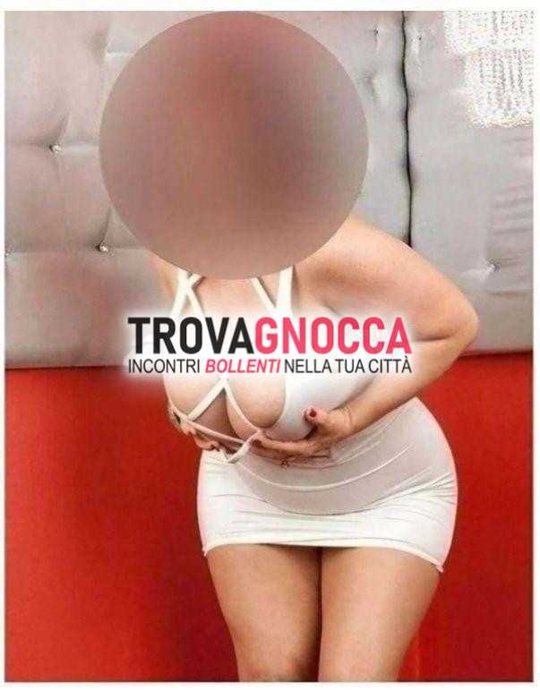 capaccio sara È milf eccezionale che sa sukkiare piselli passione e fantasia inimitabili