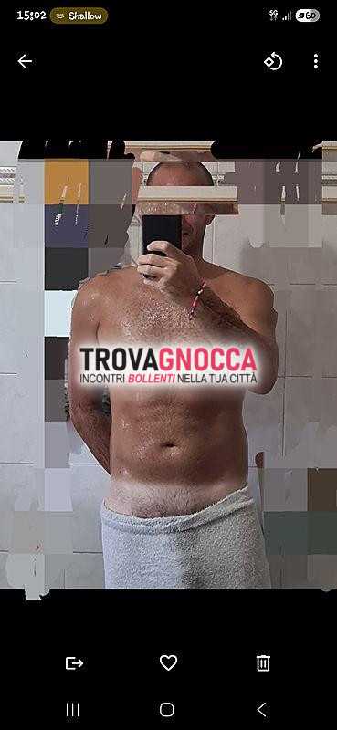 affascinante giovane piacevoli incontri riservati.