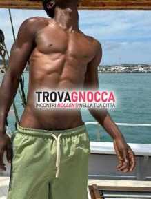 ragazzo nero disponibile solo oggi bologna ragazzo nero disponibile solo oggi bologna