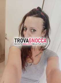 italiana giovane e bella ti aspetto momenti passione che non dimenticherai🫦❤️‍🔥👅🔥💦💦💦💦