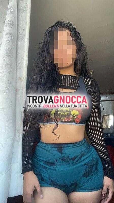 rosi giovane affascinante