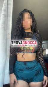 rosi giovane affascinante