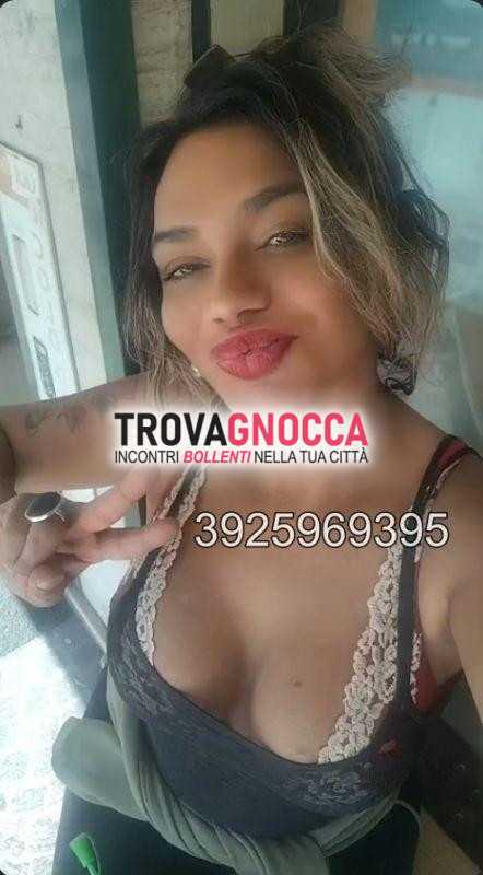 conegliano bellissima coppia donna e transessuale 🔥🔥🔥alessandra gomes transessuale e gioia donna godrai non hai mai fatto