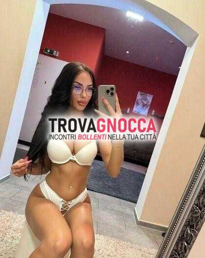 nuovissima - raggiungo solo te ❤️ 😻 stupenda moldava 💕😊😍 100 autentica 🥰 preliminari che ti lasceranno senza parole