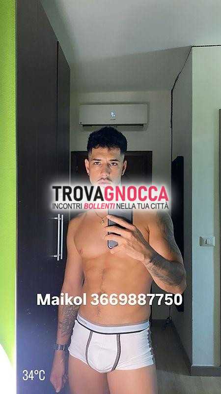 🇻🇪🇮🇹gallarate cittÀ🇮🇹🇻🇪 😈maikol giovane versatile 😈 📵non rispondo numeri nostra chiamata 🔞solo adulti ✅per persone che apprezzano buon gusto e generositÀ