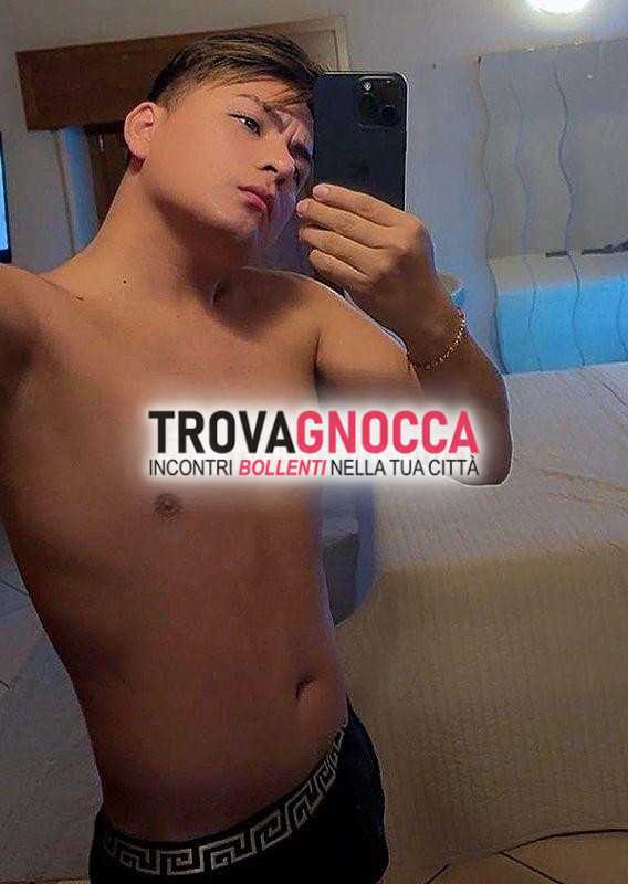 💎❤️‍🔥mattia🍆🇨🇴bel figo giovane colombiano🇮🇹🚀👑 mattia dotato👑È partner attivo versatile e passivo ⬆️↕️⬇️.