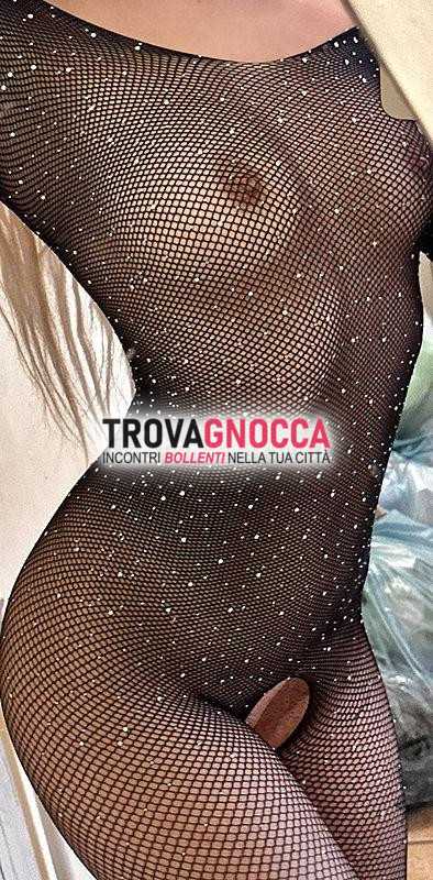 incantevole bambolina nella tua zona 😍😍 raggiungo 🏠 e faccio car sex 🚗😍 preparati vivere momenti indimenticabili