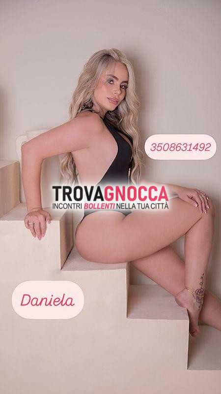 daniela 22 anni disponibile prima volta solo uomini buon gusto. sono bionda e carina