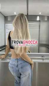 elena girl incantevole proprio nelle immagini solo donne se desideri momento relax e dolcezza censurata contattami