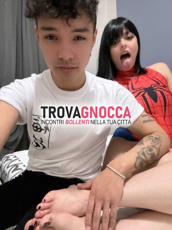 coppia cerca divertimento