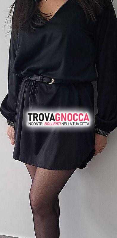 donna napoletana ottimo livello cultura universitaria. ospito o raggiungo uomini che cercano qualcosa diverso
no anonimi