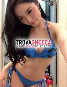 .fresca fresca fresca 😘 stupenda ragazza orientale 23 anni👍 estremamente piccante completa e vogliosa È disponibile realizzare ogni tuo desiderio💕