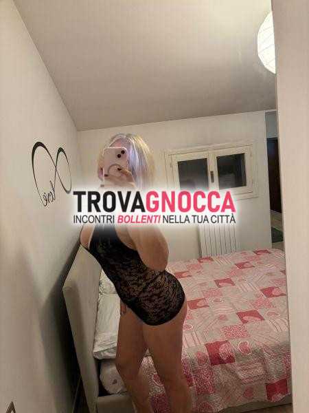 appena arrivata🔥🌷 amelia 🌷è qui offrirti momento puro relax⫸──❥ sua dolcezza e suo incantevole lato b ti conquisteranno. sua affascinante patatina caldissima è perfetta godere preliminari lunghissimi🔥❗❗