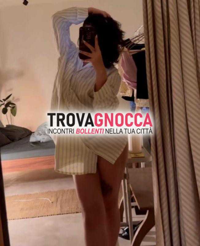 giulia 25enne italiana - foto reali. massaggio you and me fino 22.00