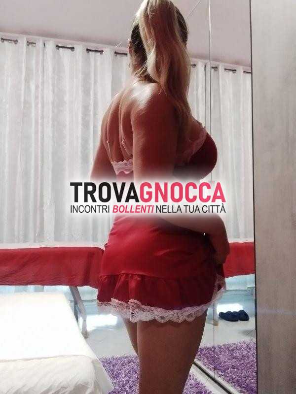 serena 32 anni massaggi