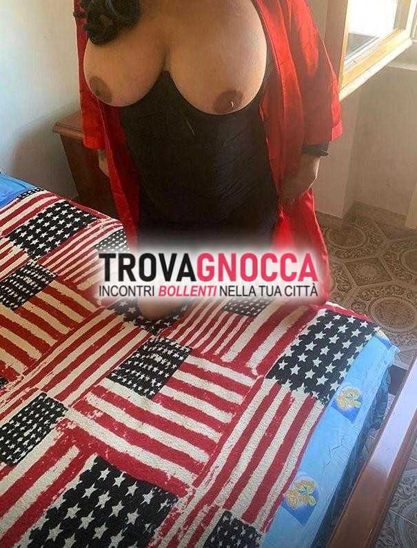 pamela fantastica massaggiatrice elegante e culta. amo massaggi e metto passione ogni mio gesto rendendomi completamente dedicata quello che faccio.