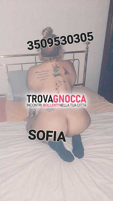 arezzo 💥💥tutto🫦🫦🫦 fuoco💥💥💥spettacolare mora 💕💕È sua prima volta zona 🍓🍓🍓bella fragolina💦💦morbida e gustosa 💥💥🎉vieni ad assaggiare👄👄👄in ambiente climatizzato