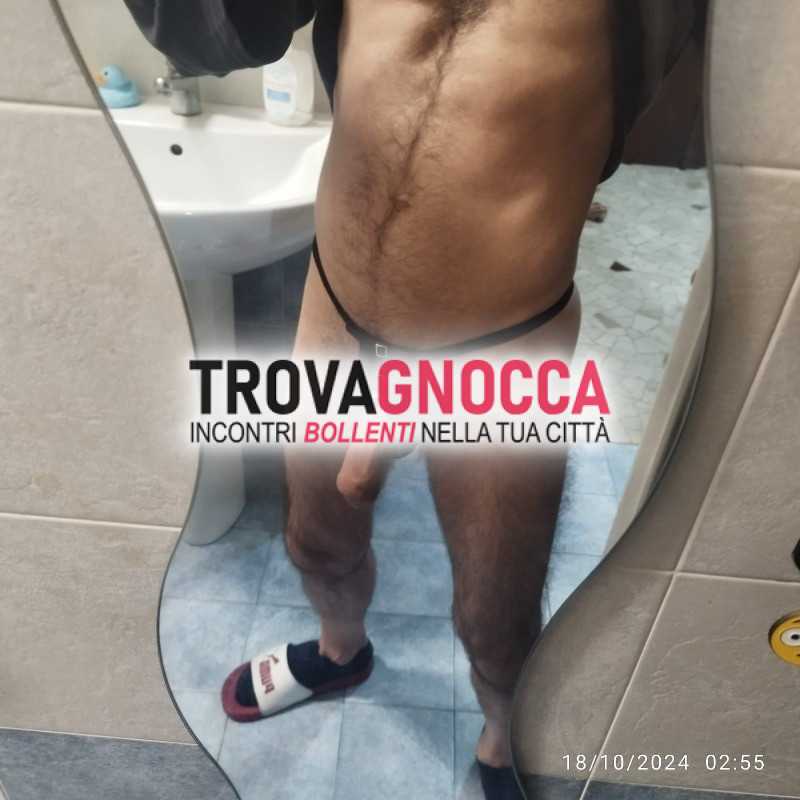 cerco ragazze  donne bisex super magre relazione seria.