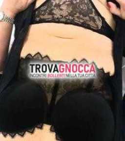 donna italiana 57 anni matura e piena vita donna italiana 57 anni matura e piena vita
