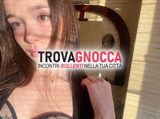 pronta e disponibile incontri intriganti e massaggi sogno.