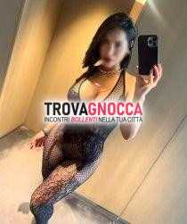🌺katalina🌺 È giovane seria solare e amorevole passione trasgressiva che rende elegante e riservata. cosa desideri piÙ dalla vita