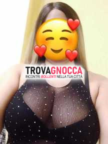appena arrivata boscoreale ❤️ carolina È porca fantastica È super completa ninfomane e pronta soddisfare ogni desiderio ❤️👙💙
