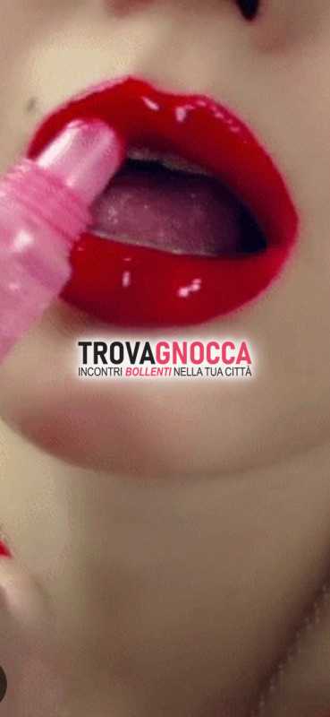 bella giovane femmina trav ingoia